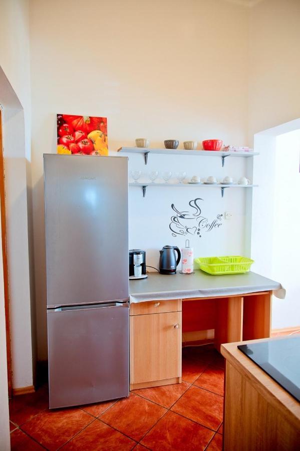 Appartement Apartmans Dina And Hana Radeki Polje 50 à Loborika Extérieur photo